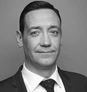 Lee Elliot profile